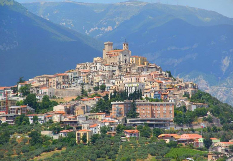 Castello Masciantonio, Italy